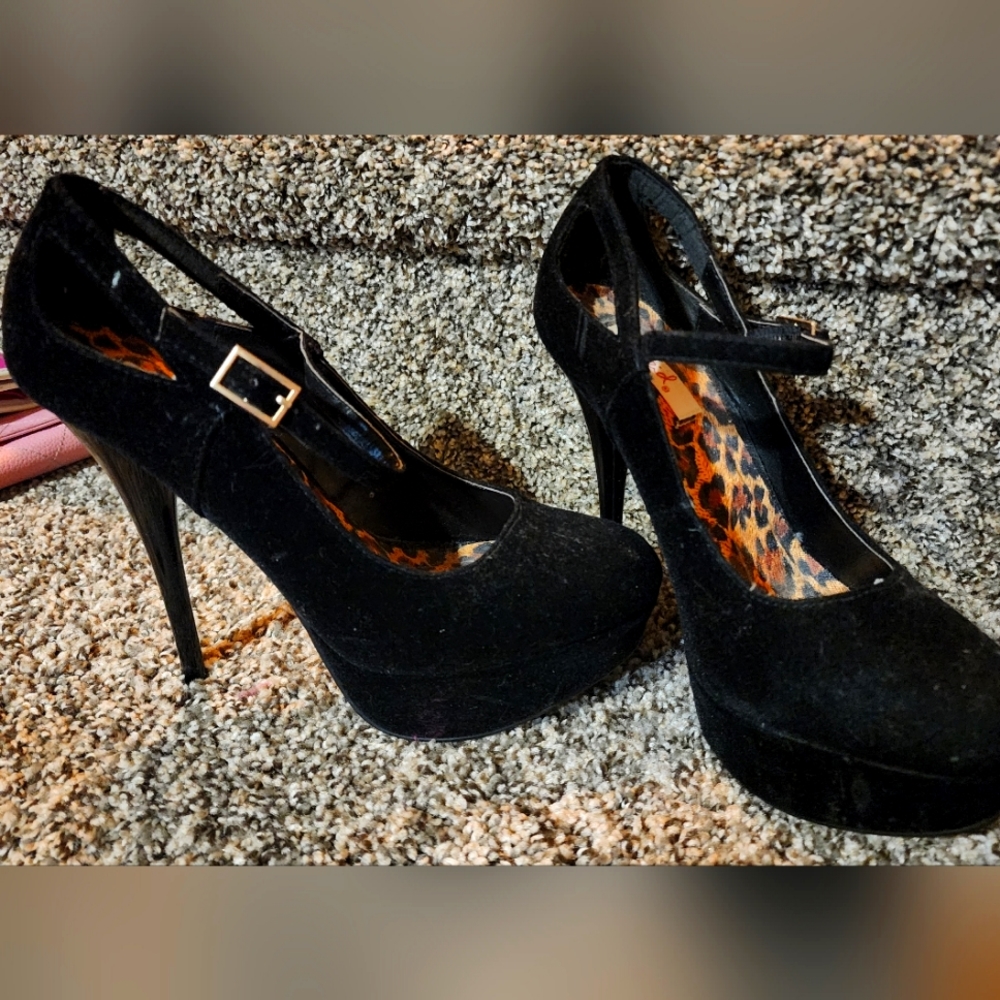 Black heels